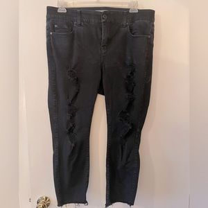 Torrid Bombshell Skinny Ripped Jeans size 16 short
